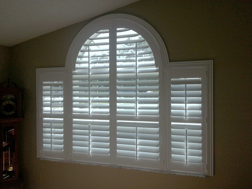Specialty Shaped Plantation Shutters in Kissimmee(5) US Verticals