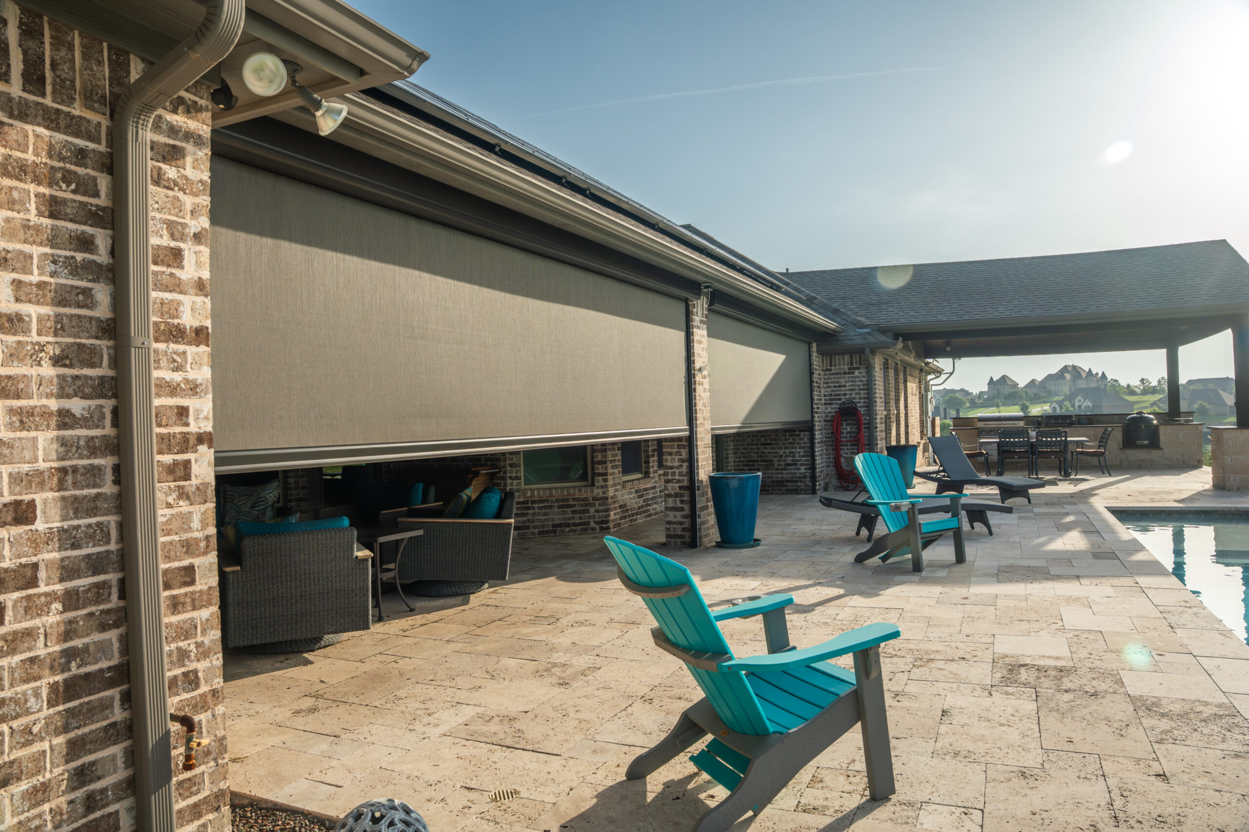 Residential-Solar-Screens-Grey-Fabric-Patio-Pool-Side-View