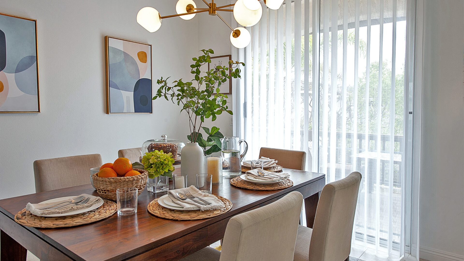 Beautiful SmartDrape in a Dining Room